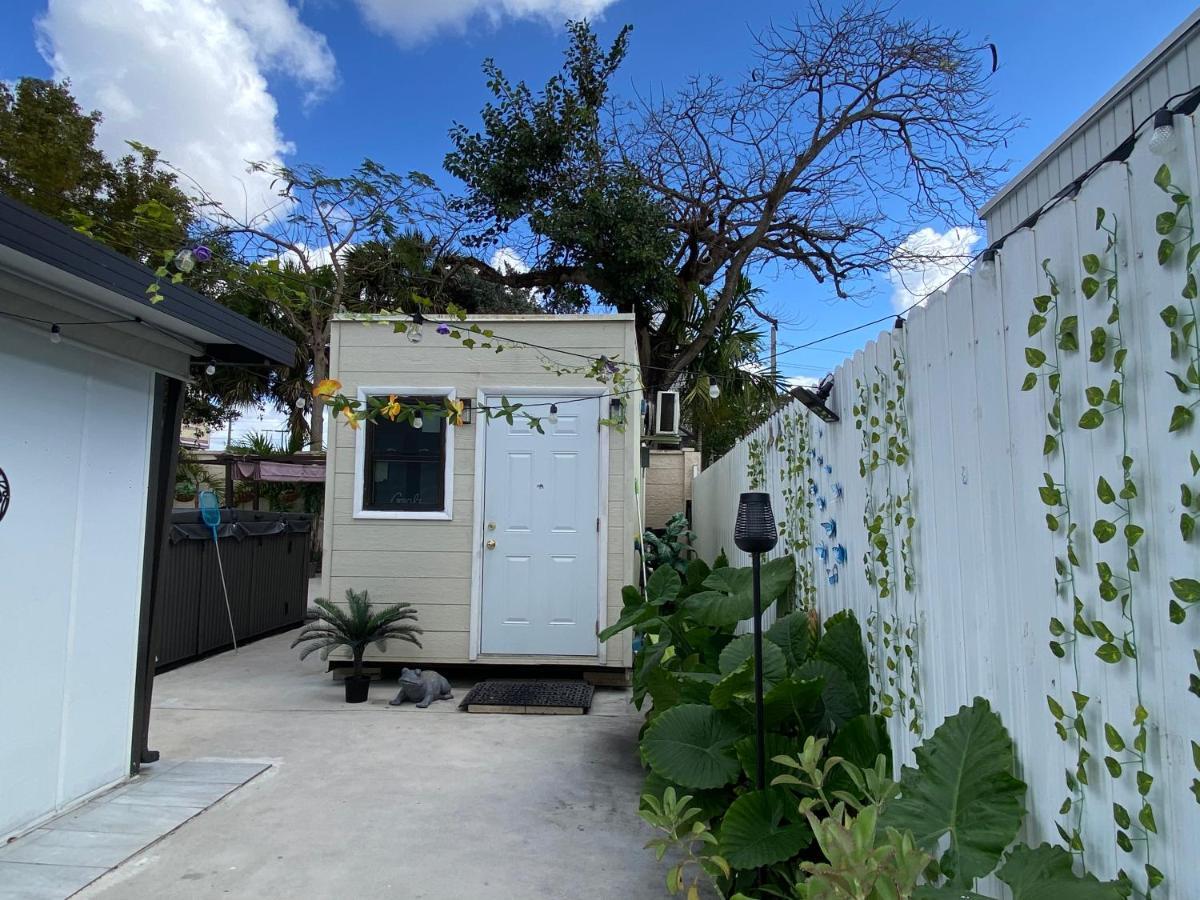 Tiny Place W Private Hot Jacuzzi 7 Min To Miami International Airport المظهر الخارجي الصورة