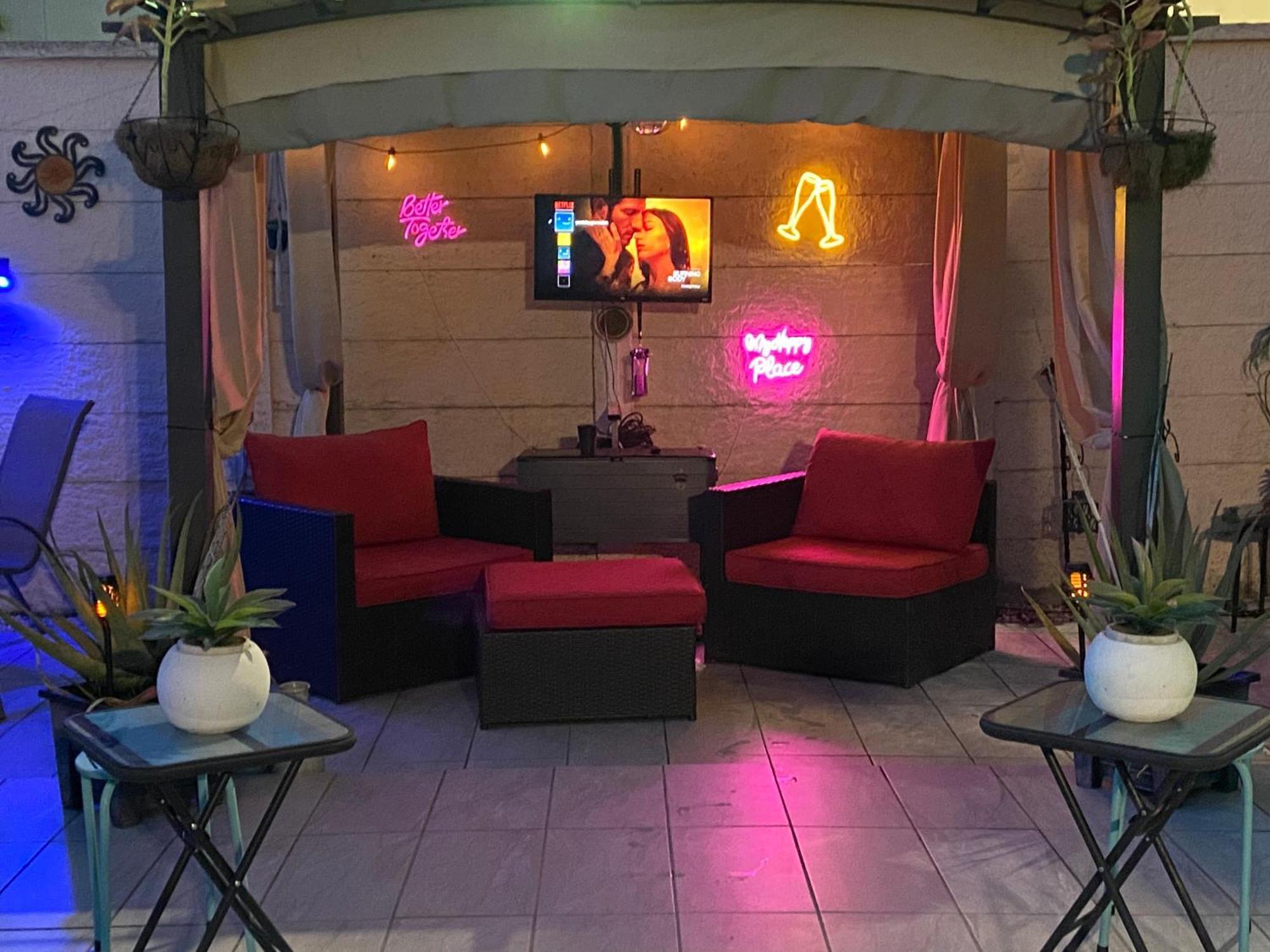 Tiny Place W Private Hot Jacuzzi 7 Min To Miami International Airport المظهر الخارجي الصورة