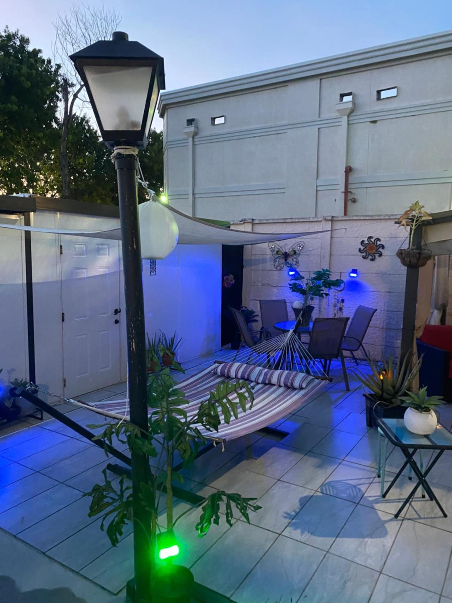 Tiny Place W Private Hot Jacuzzi 7 Min To Miami International Airport المظهر الخارجي الصورة